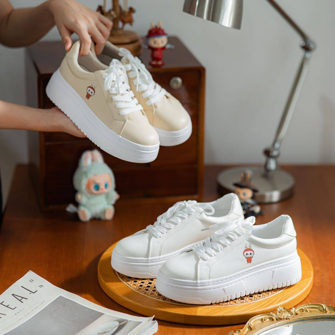 Labubu Heightened Version Sneakers 拉布布加高款